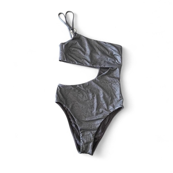 Vitamin A NWOT NEVER WORN Cosmo One Shoulder One Piece Metallic Silver - Size M - Picture 6 of 9